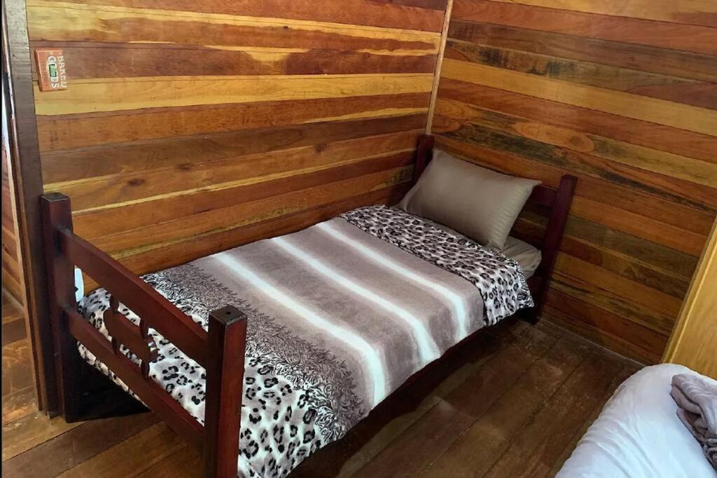 Confortavel Casa Com Lareira 10min Capivari Casa de férias Campos do Jordão